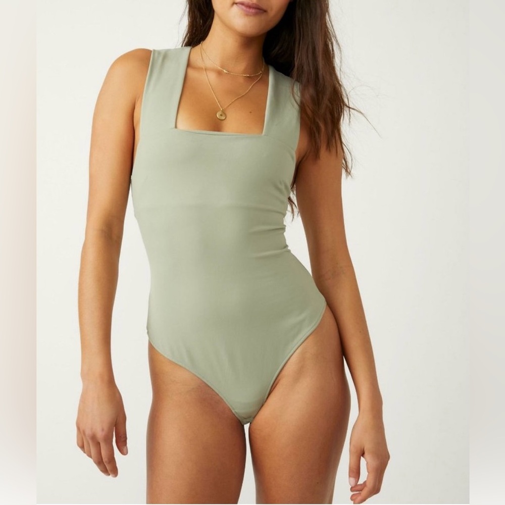 NWT Free people She’s So Sleek bodysuit size large